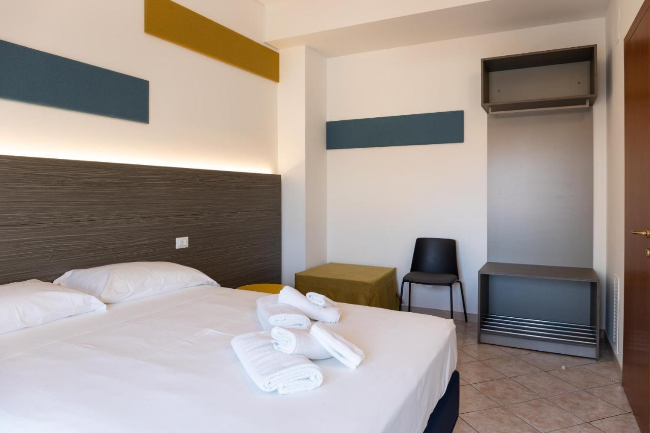 Apartamento Smart And Sea Tortoreto Exterior foto
